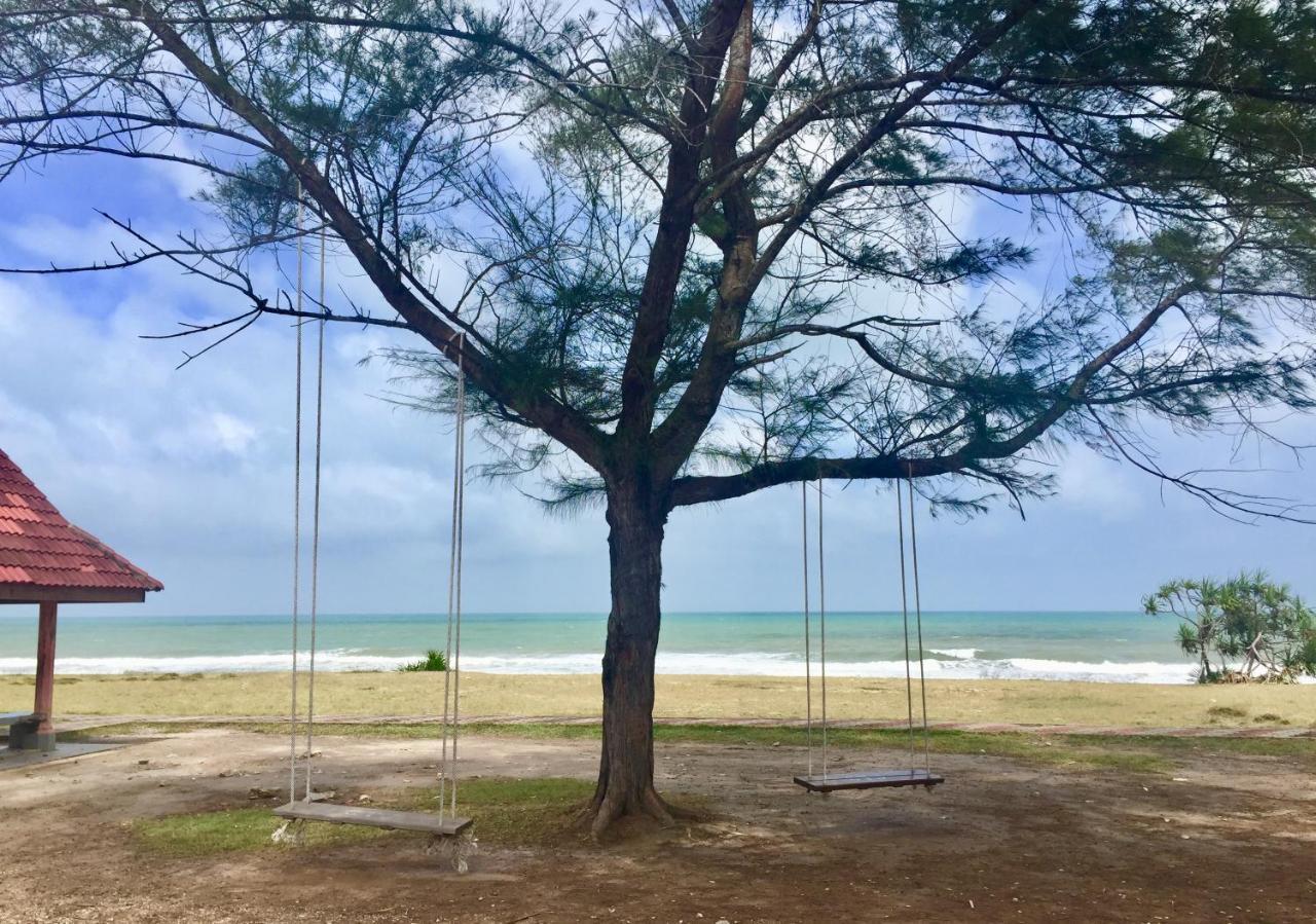 Casa Tanjung Jara Hotel Dungun Bagian luar foto